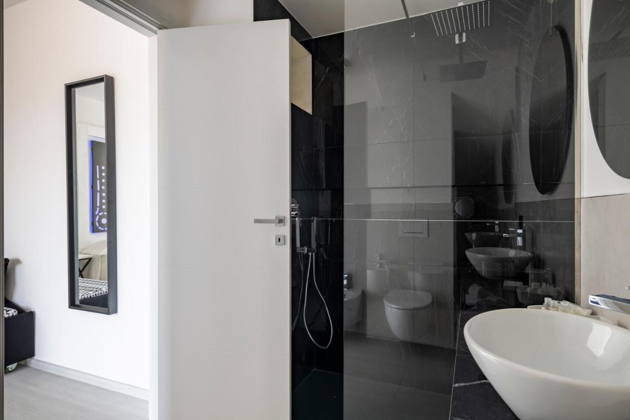 Cara A Bentu - Charming Rooms Tortolì Exteriör bild